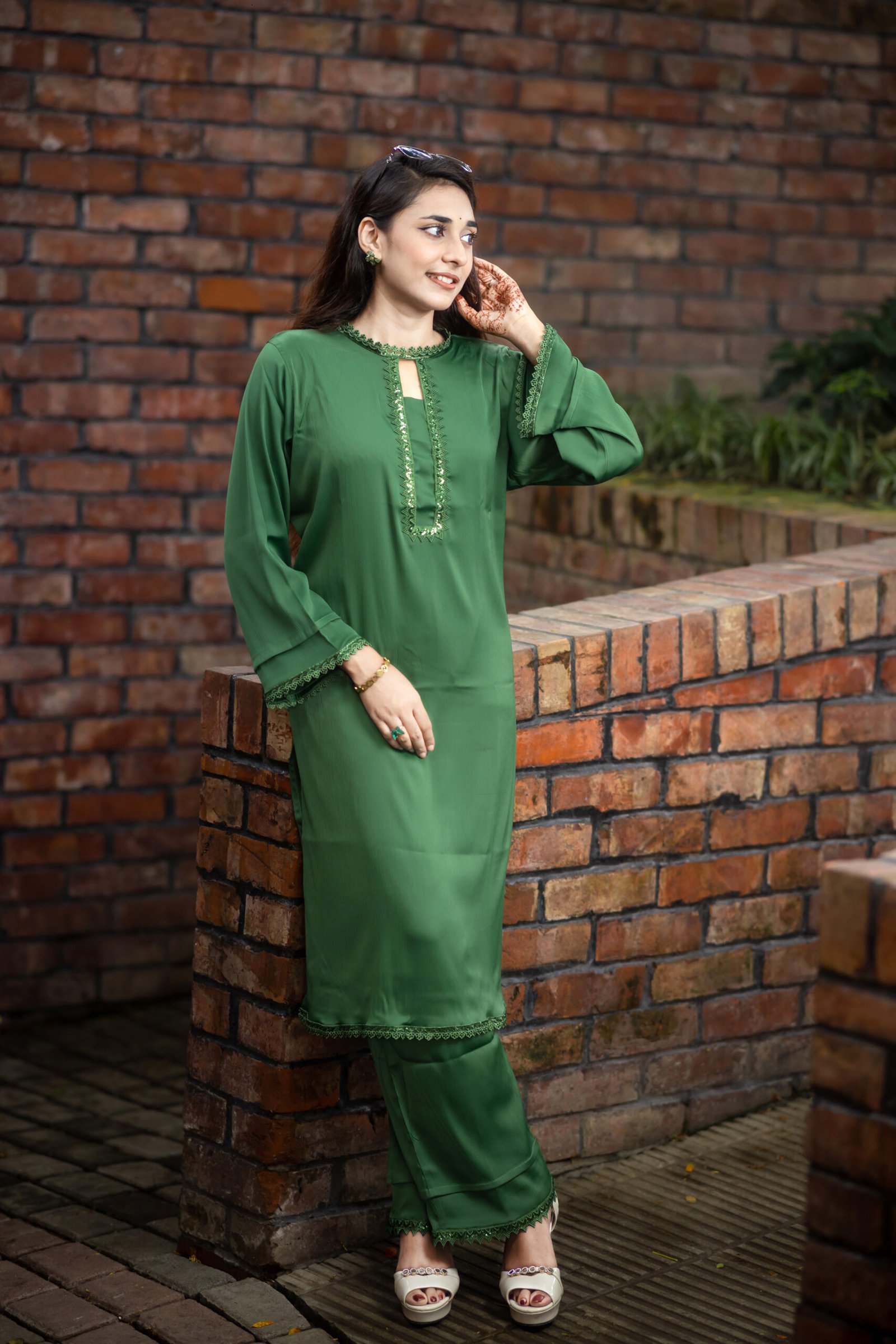 Emerald Green 02